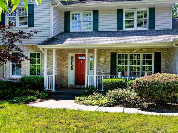 3205 Foxberry Cir, Carbondale, IL 62901