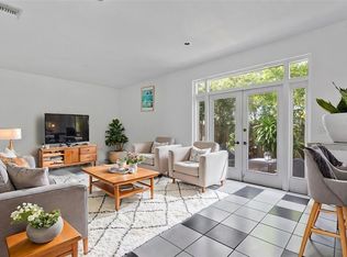 10261 NW 3rd St, Hollywood, FL 33026