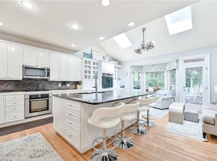 3830 Ashford Knls NE, Atlanta, GA