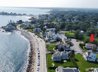 4 Oceanside Ln, Kennebunk, ME 04043