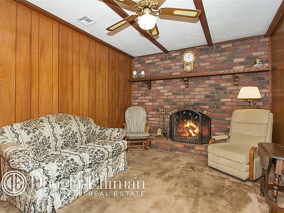 5th image of 36 Brilner Dr