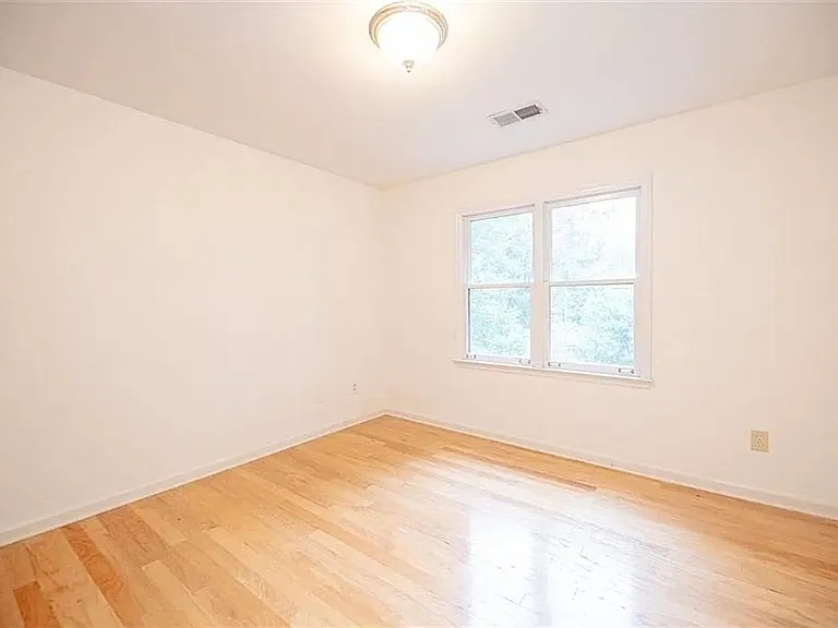 1848 Cooper Lake Dr SE — Photo 6
