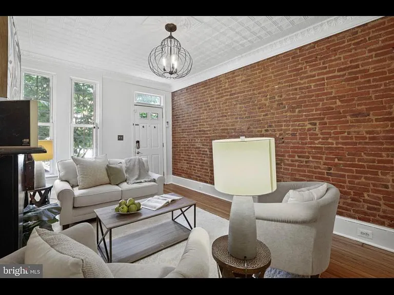 1640 S Charles St — Photo 5