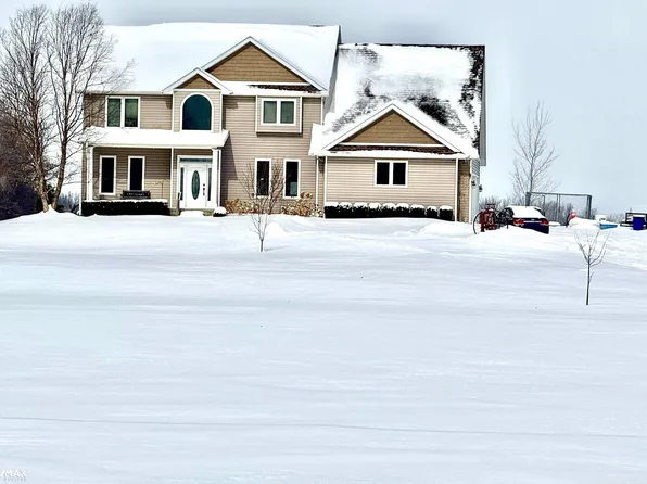 27583 Pratt Rd, Richmond, MI 48062