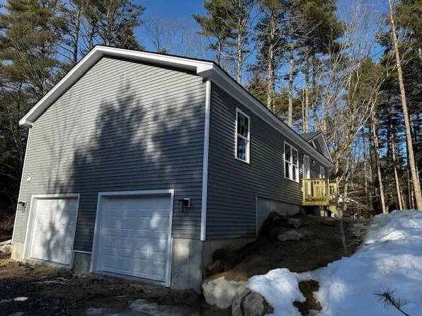 64 Colonial Circle, Harrison, ME 04040