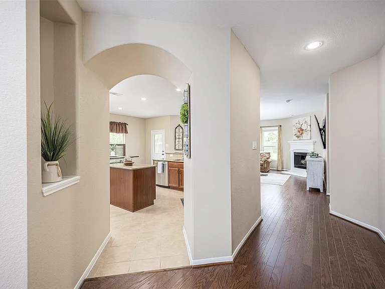 33311 Greenfield Forest Dr — Photo 5