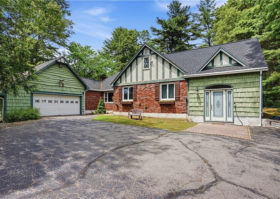 1st image of 42 Georgiana Dr