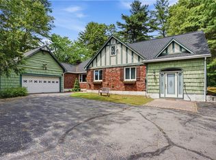 42 Georgiana Dr, Cumberland, RI 02864