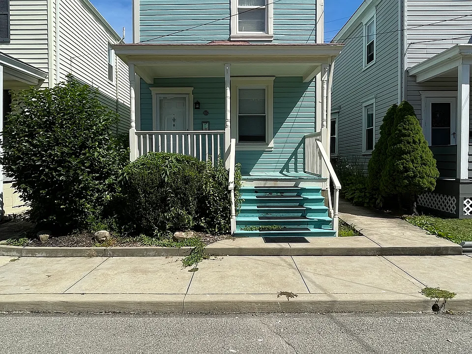 327 Elizabeth St