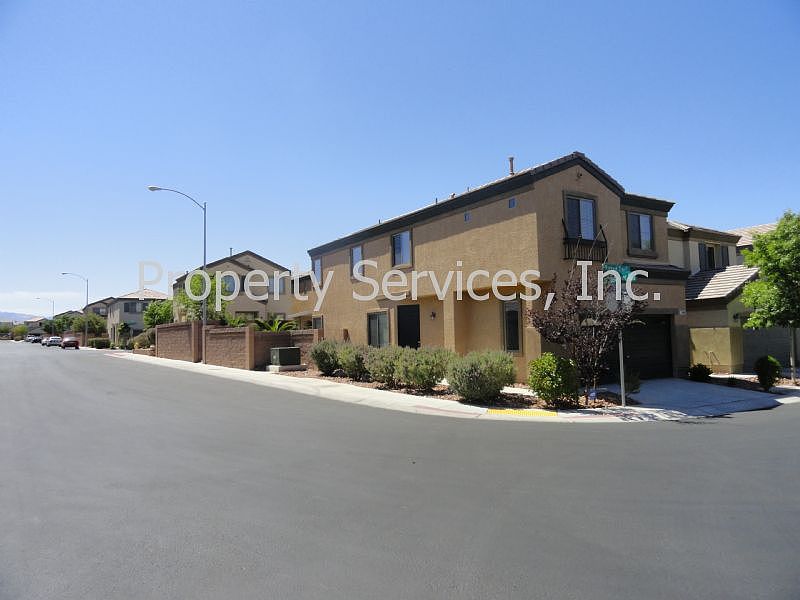 1st image of 7589 Orchard Pine St