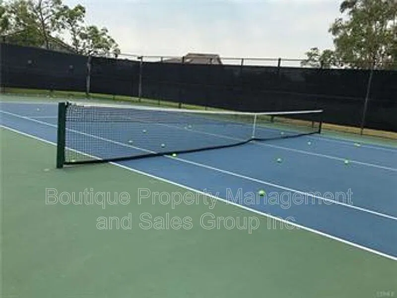 3 bed, 1.5 bath, 1260 sqft, $3,800 — Photo 3