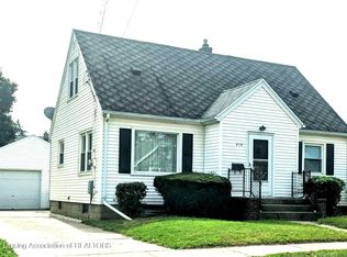 819 W Mount Hope Ave, Lansing, MI 48910