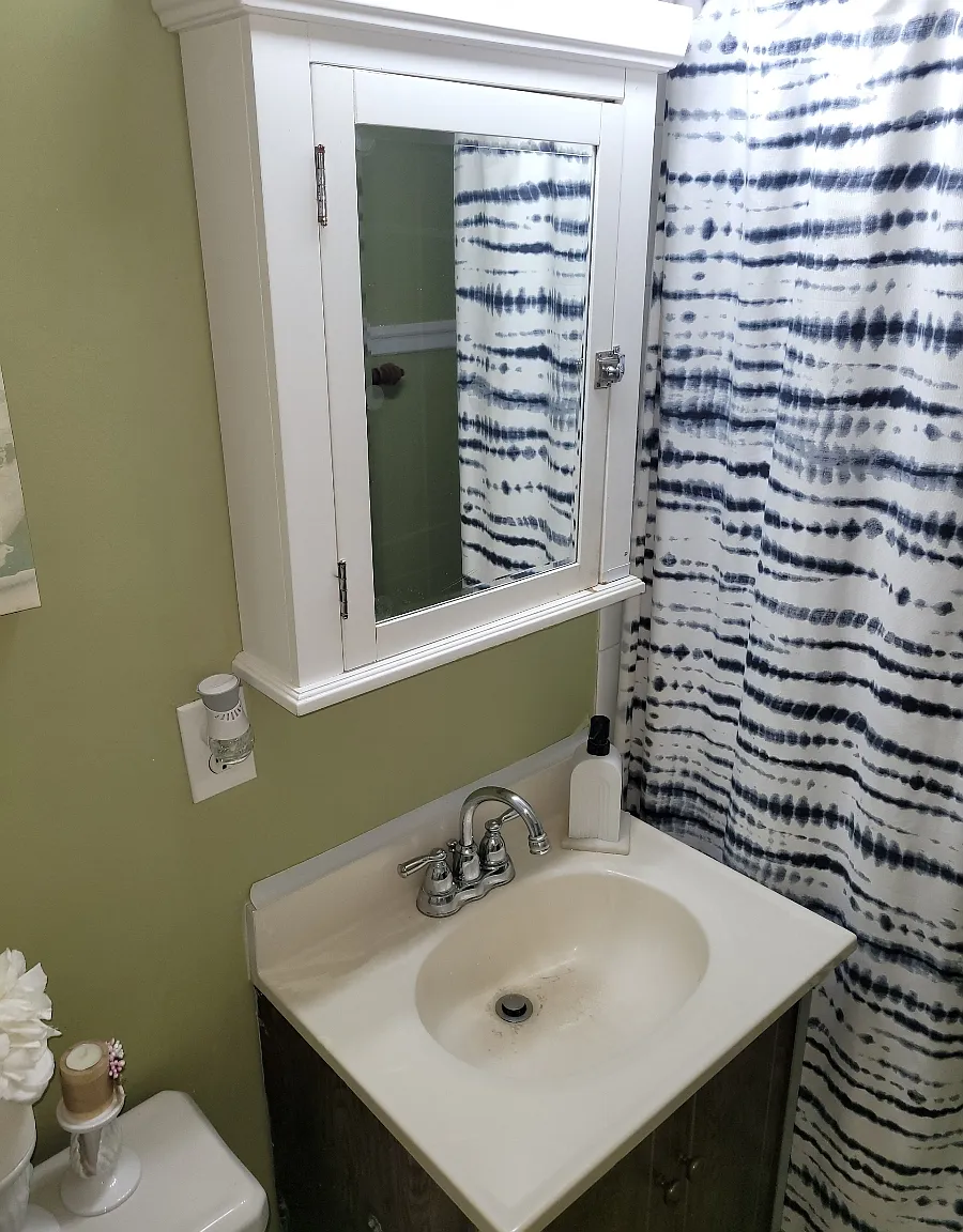588 Park Ave — Photo 4