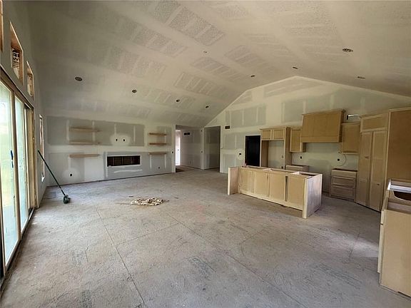 5th image of 21503 Twin Oaks Pkwy