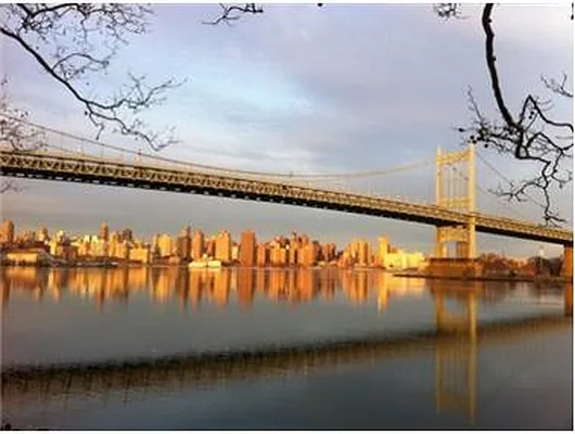 Rented by Douglas Elliman | media 36