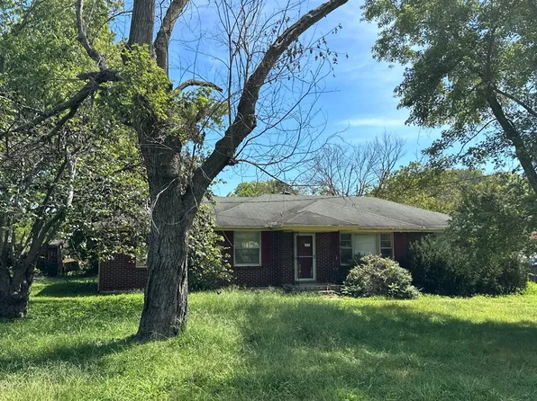 107 Utley Dr, Goodlettsville, TN 37072