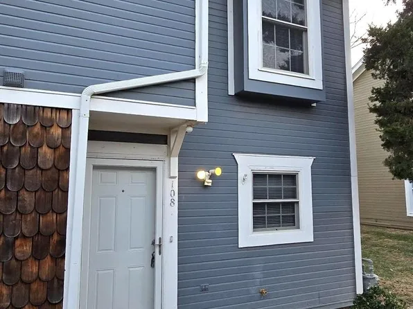 6725 W Shade Ln APT 108, Wichita, KS 67212