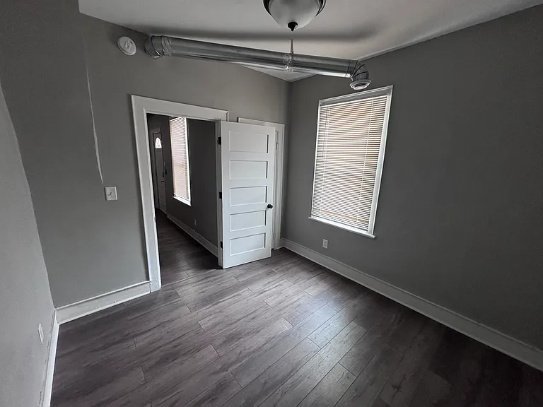 1345 Broadway Ave NW — Photo 6