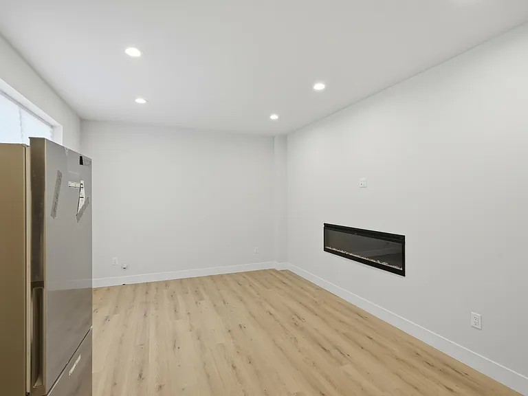 11225 4th Pl S #A — Photo 23