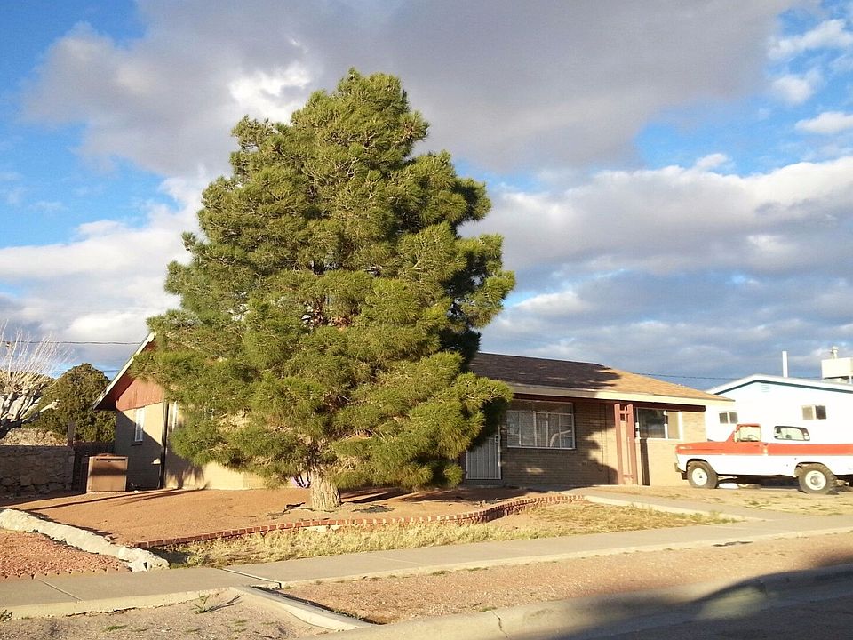 2nd image of 7207 Raton Dr