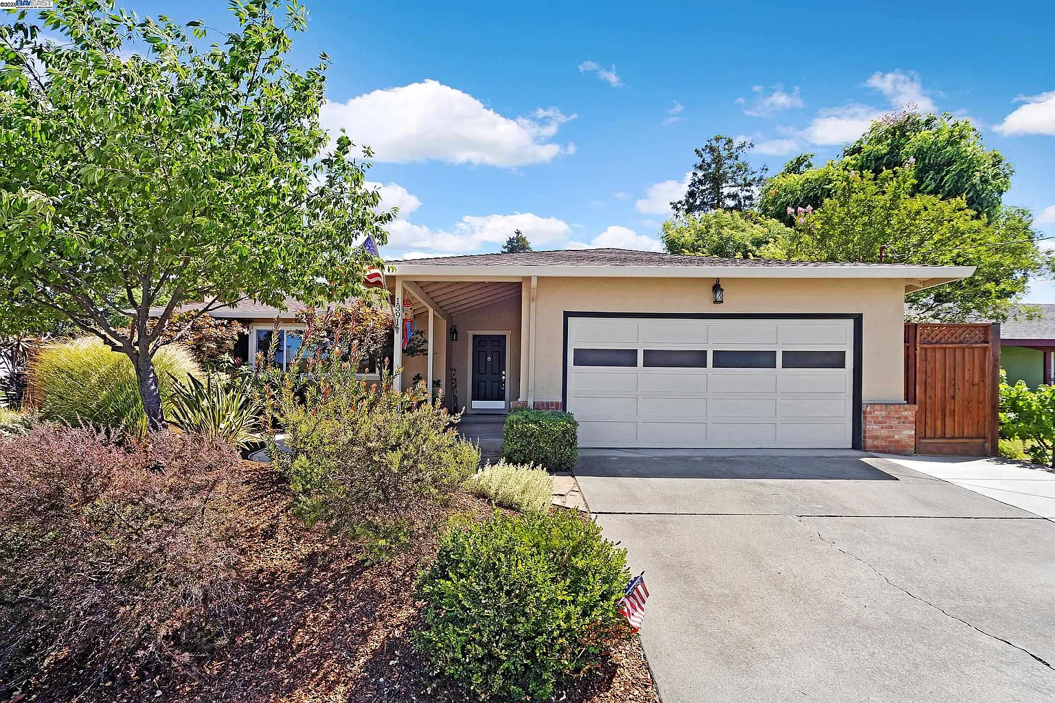 1391 Anza Way photo 1