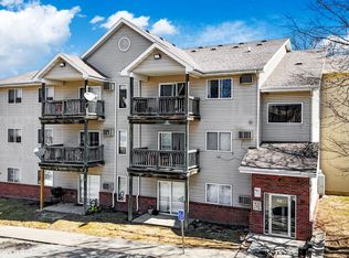 1201 E Bell Avenue, Des Moines, IA 50315