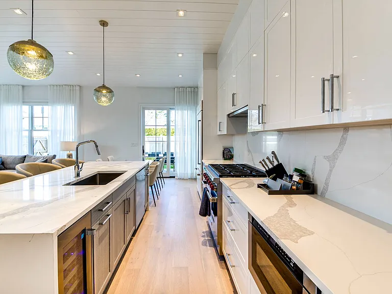 2 Spruce Ct #7A — Photo 8