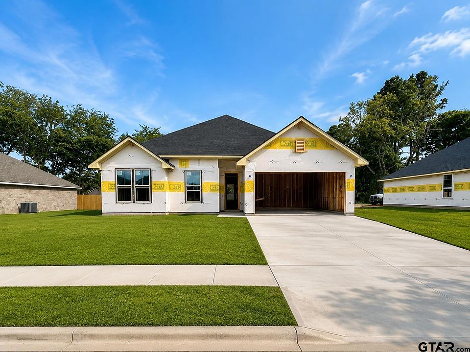 1st image of 328 Erica Way