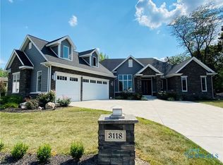 3118 Alex Ct, Maumee, OH 43537