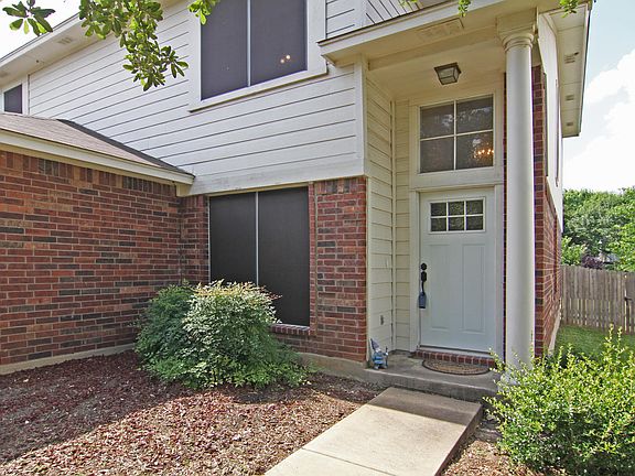 4th image of 1505 Scottsdale Dr
