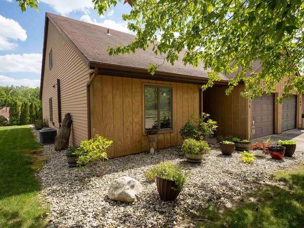 706 S Shore Ct, Columbia City, IN 46725