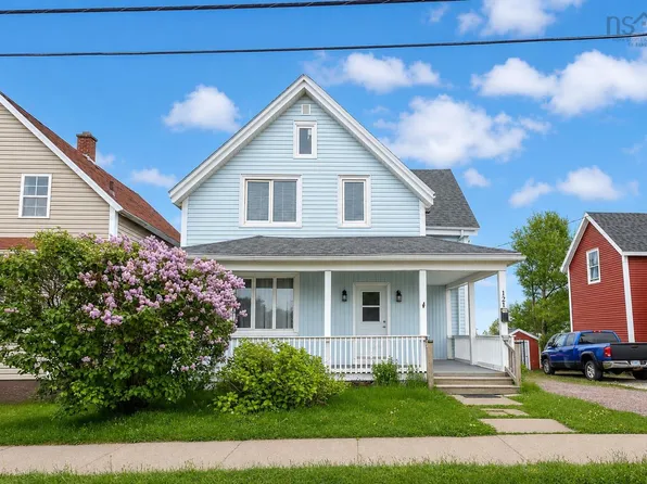 121 Victoria St, Cape Breton, NS B1A 2Z7