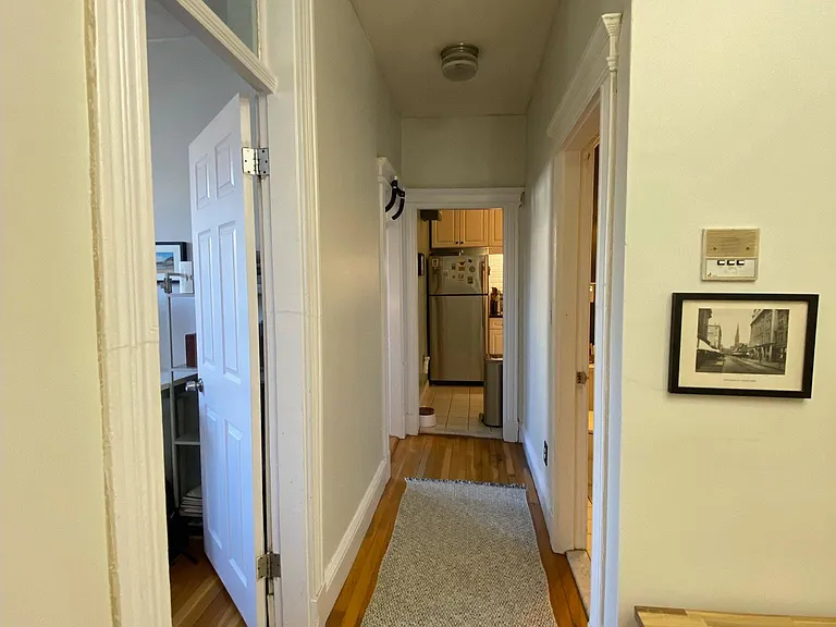 86 Glenville Ave — Photo 27