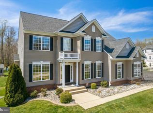 625 Maybrook Dr, Huntingtown, MD 20639