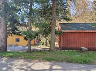 605 Oakwood Rd, California Hot Springs, CA 93207