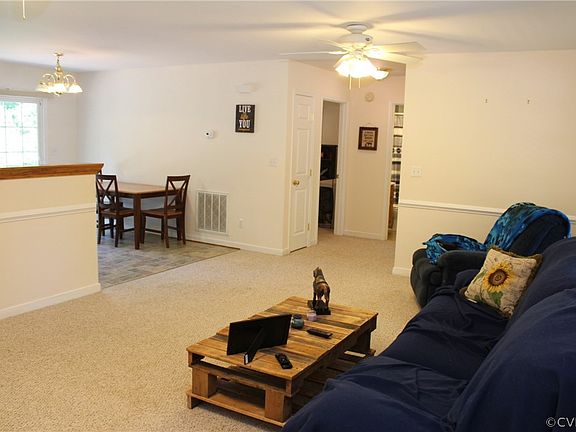 3rd image of 119 Forest Acres
