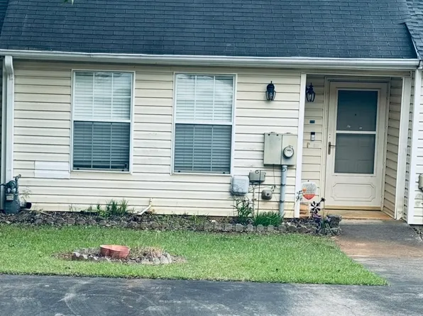 6183 Field Stone Dr, Douglasville, GA 30134