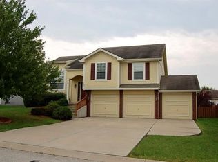 747 Park Ave, Leavenworth, KS 66048