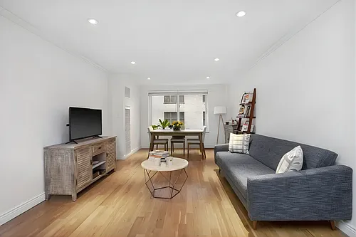 106 Central Park S #7O Photo 1