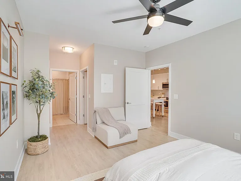 145 Riverhaven Dr #352 — Photo 8