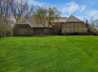 19785 Timberline Dr, Brookfield, WI 53045