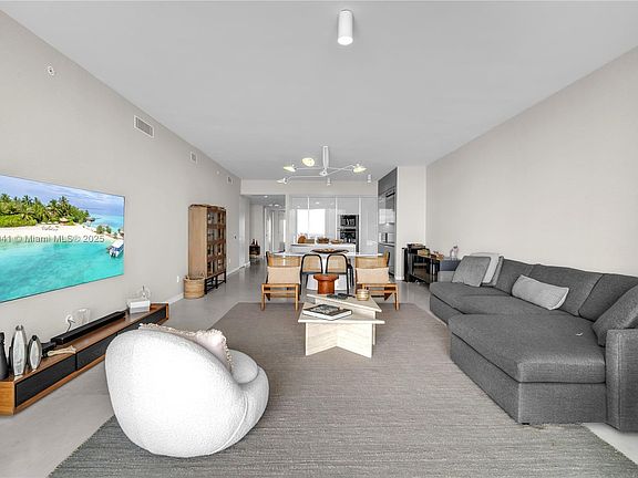 4th image of 18975 Collins Ave #903
