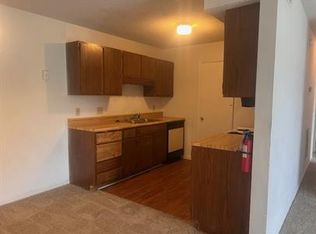 725 S Parker Dr #E, Florence, SC 29501