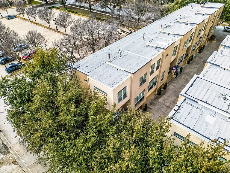 4050 McKinney Ave #12 — Photo 36