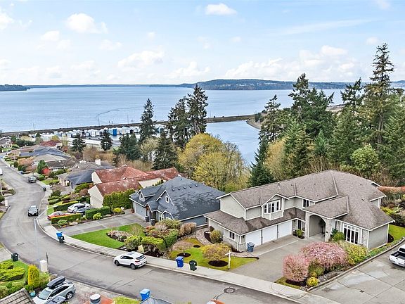 2nd image of 2839 Chambers Bay Drive