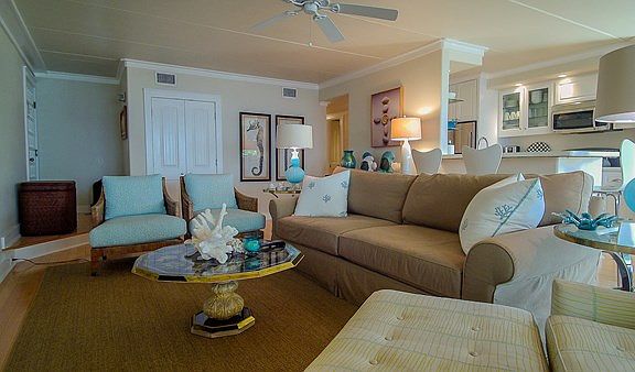 3rd image of 220 W Cora Lee Dr #205