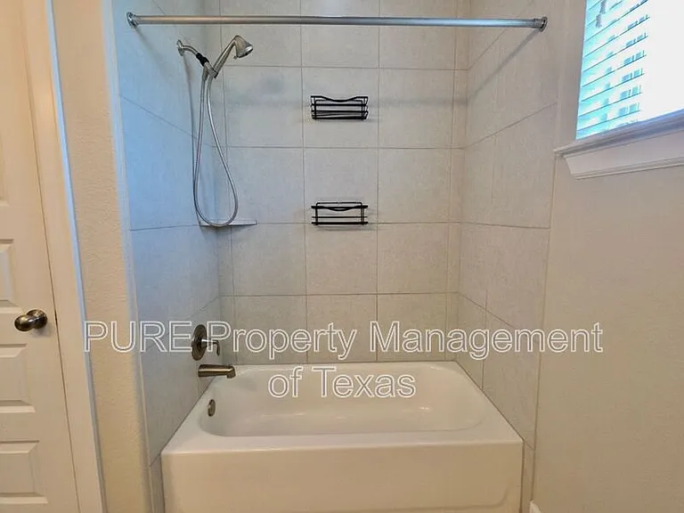 3356 Pablo Cir — Photo 18