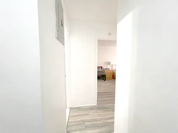 2940 West 5th Street image 13 of 28