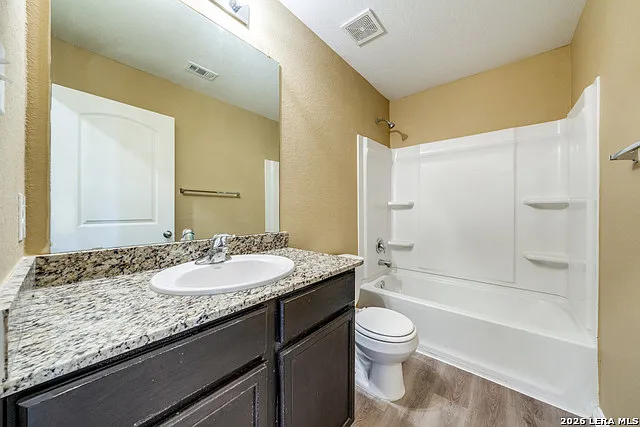 2915 Lavender Mdw — Photo 16