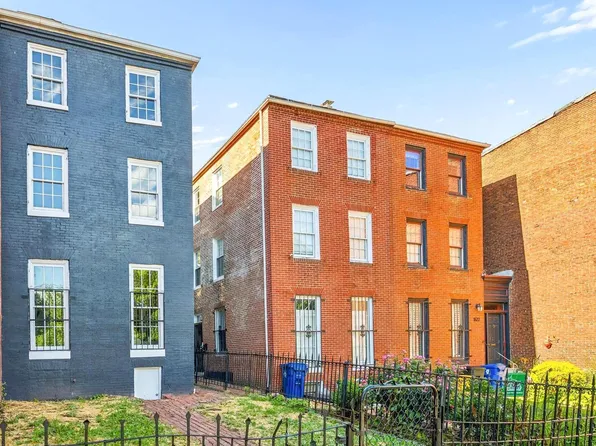 1626 Hollins St, Baltimore, MD 21223